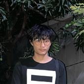 Nữ H